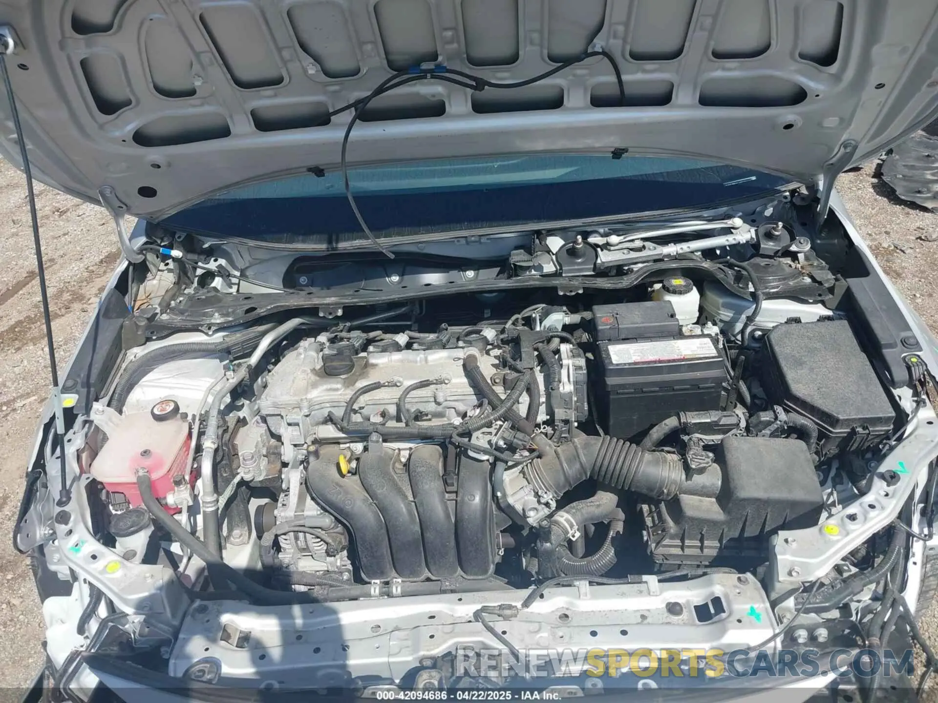 10 Photograph of a damaged car 5YFEPMAE4NP289125 TOYOTA COROLLA 2022