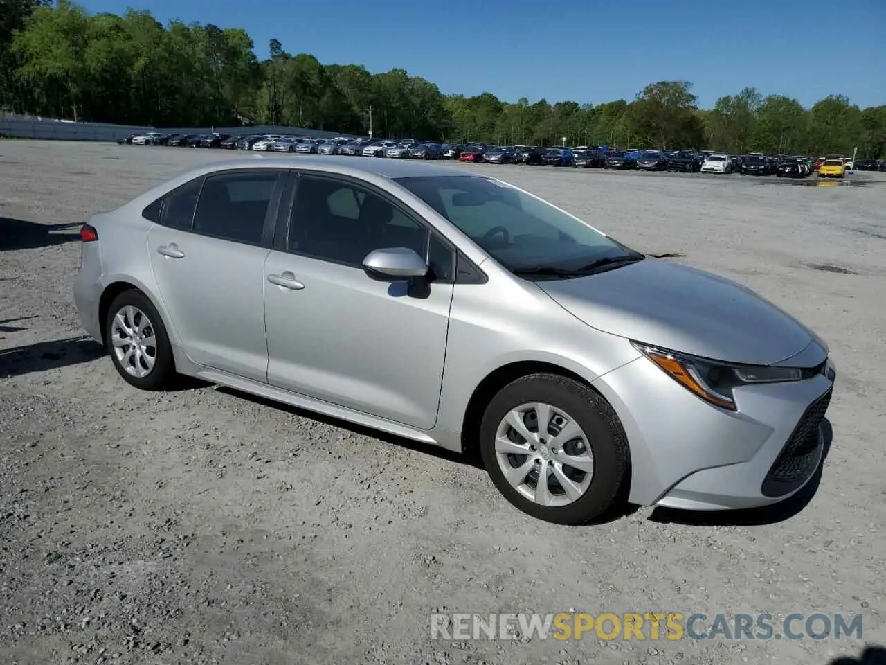 4 Photograph of a damaged car 5YFEPMAE4NP291263 TOYOTA COROLLA 2022