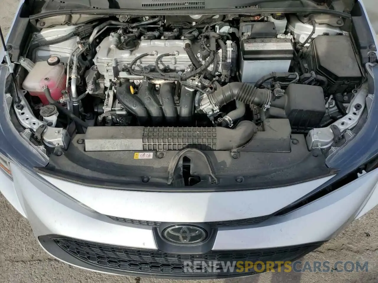 11 Photograph of a damaged car 5YFEPMAE4NP297340 TOYOTA COROLLA 2022