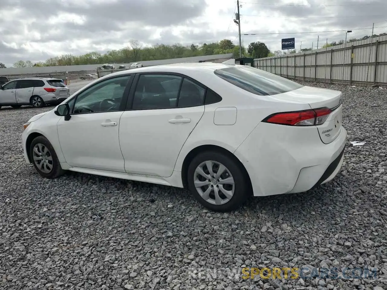 2 Photograph of a damaged car 5YFEPMAE4NP303394 TOYOTA COROLLA 2022