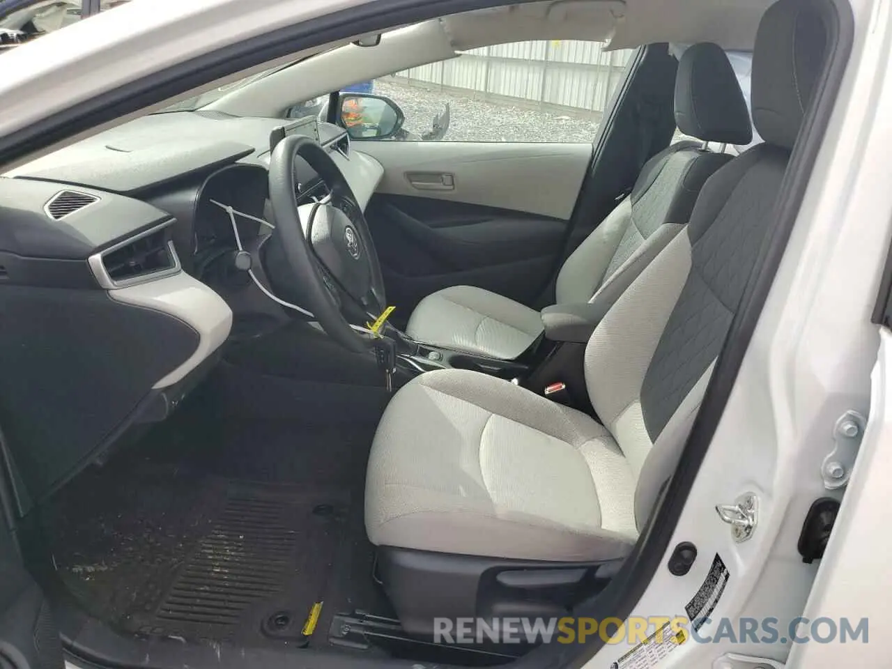 7 Photograph of a damaged car 5YFEPMAE4NP303394 TOYOTA COROLLA 2022