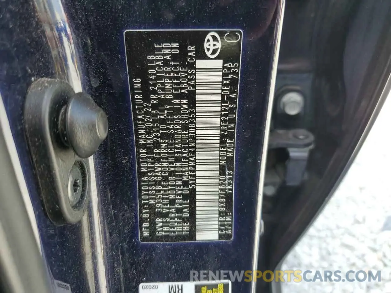 12 Photograph of a damaged car 5YFEPMAE4NP308353 TOYOTA COROLLA 2022