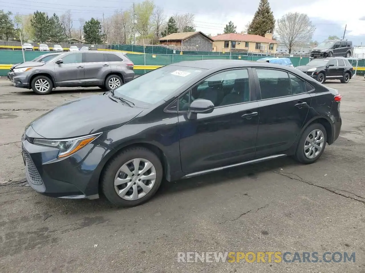 1 Photograph of a damaged car 5YFEPMAE4NP317697 TOYOTA COROLLA 2022