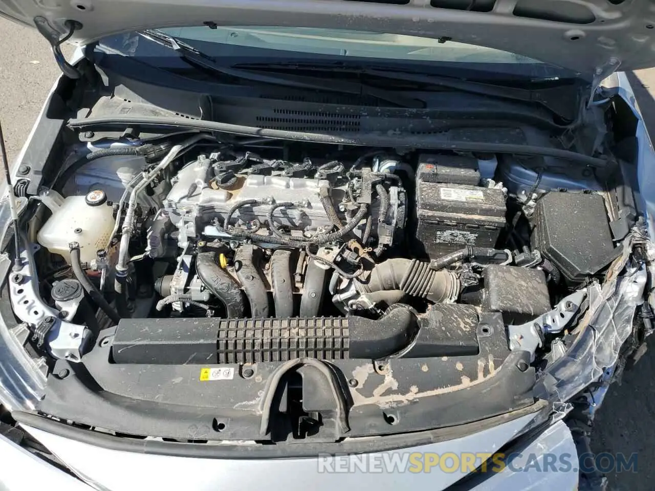 11 Photograph of a damaged car 5YFEPMAE4NP331647 TOYOTA COROLLA 2022