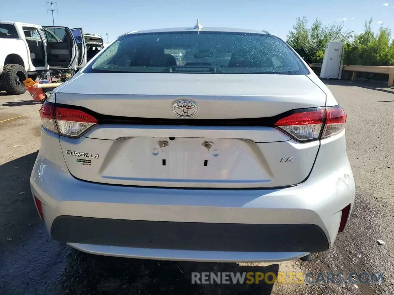 6 Photograph of a damaged car 5YFEPMAE4NP331647 TOYOTA COROLLA 2022