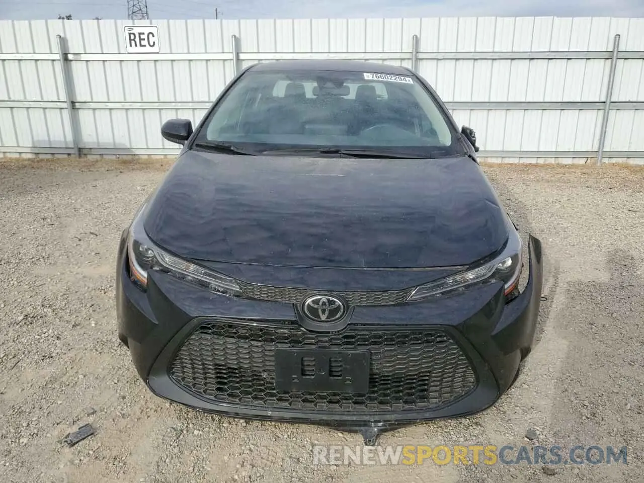 5 Photograph of a damaged car 5YFEPMAE4NP336704 TOYOTA COROLLA 2022