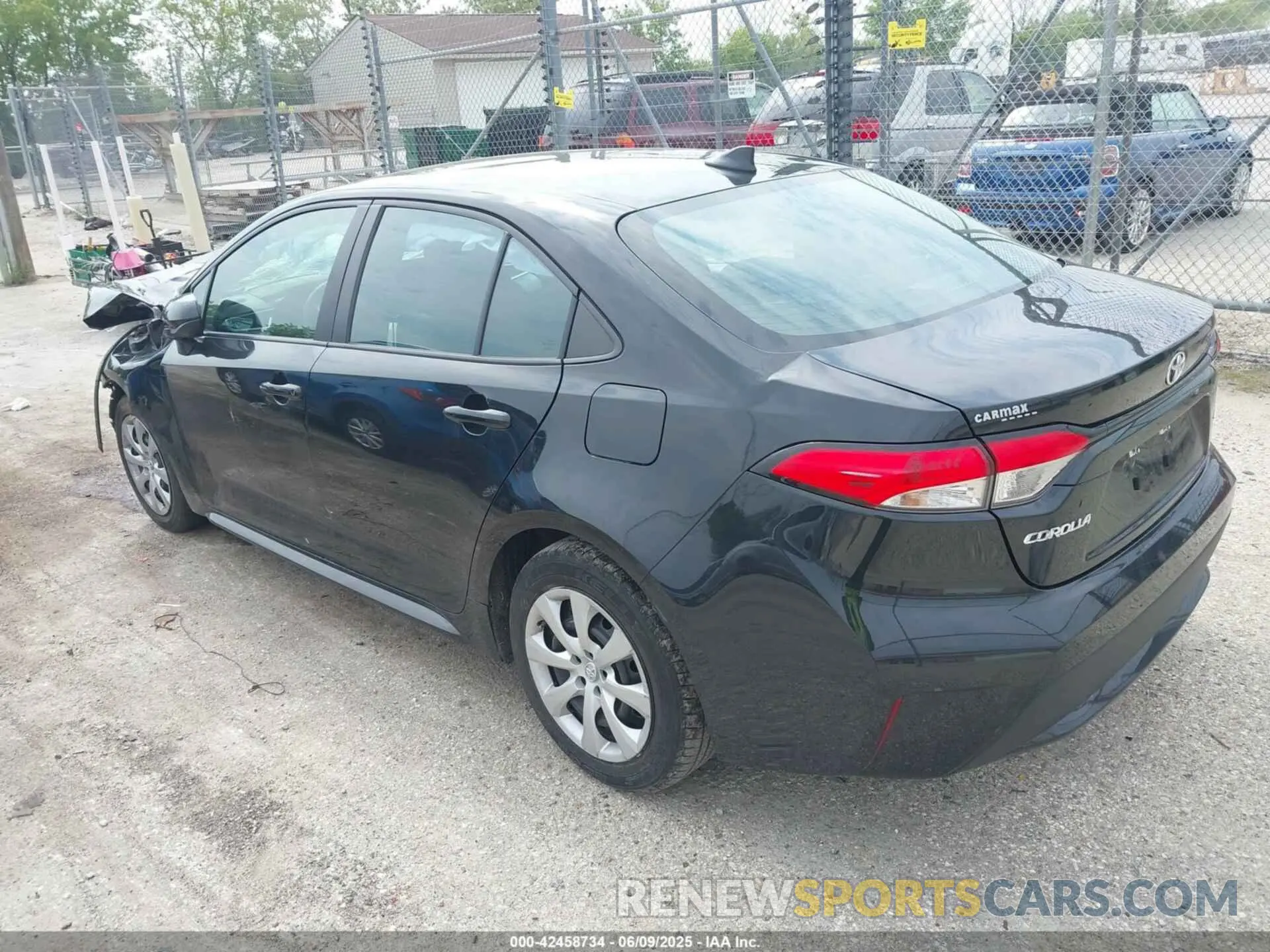 3 Photograph of a damaged car 5YFEPMAE4NP351462 TOYOTA COROLLA 2022