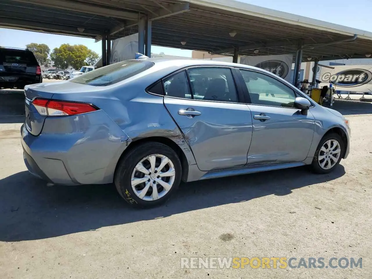 3 Photograph of a damaged car 5YFEPMAE4NP356757 TOYOTA COROLLA 2022