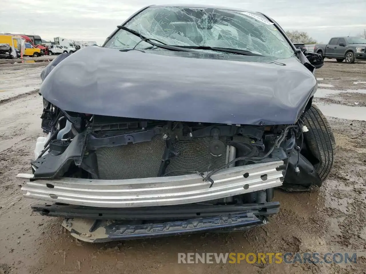 5 Photograph of a damaged car 5YFEPMAE4NP357018 TOYOTA COROLLA 2022