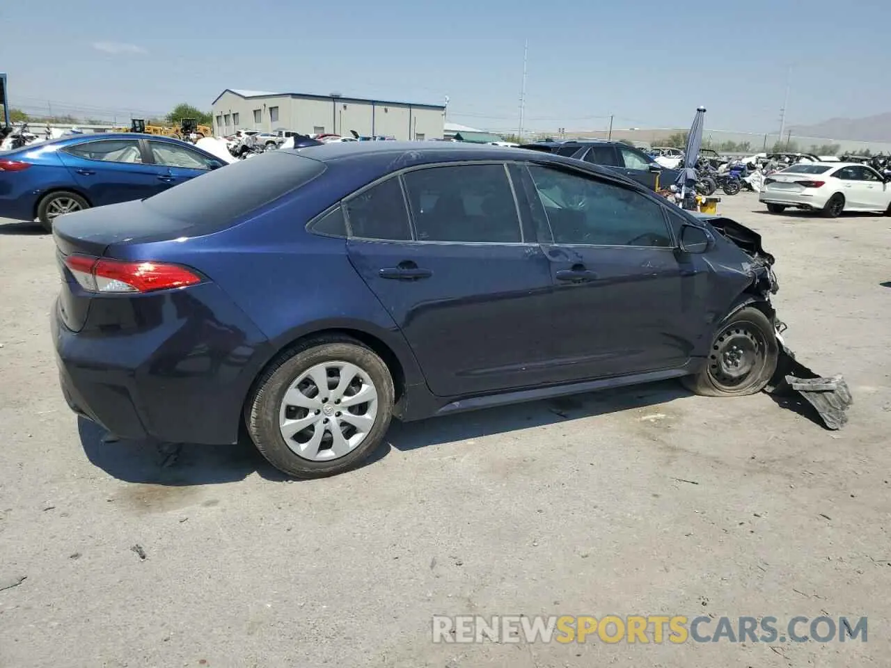 3 Photograph of a damaged car 5YFEPMAE4NP366995 TOYOTA COROLLA 2022