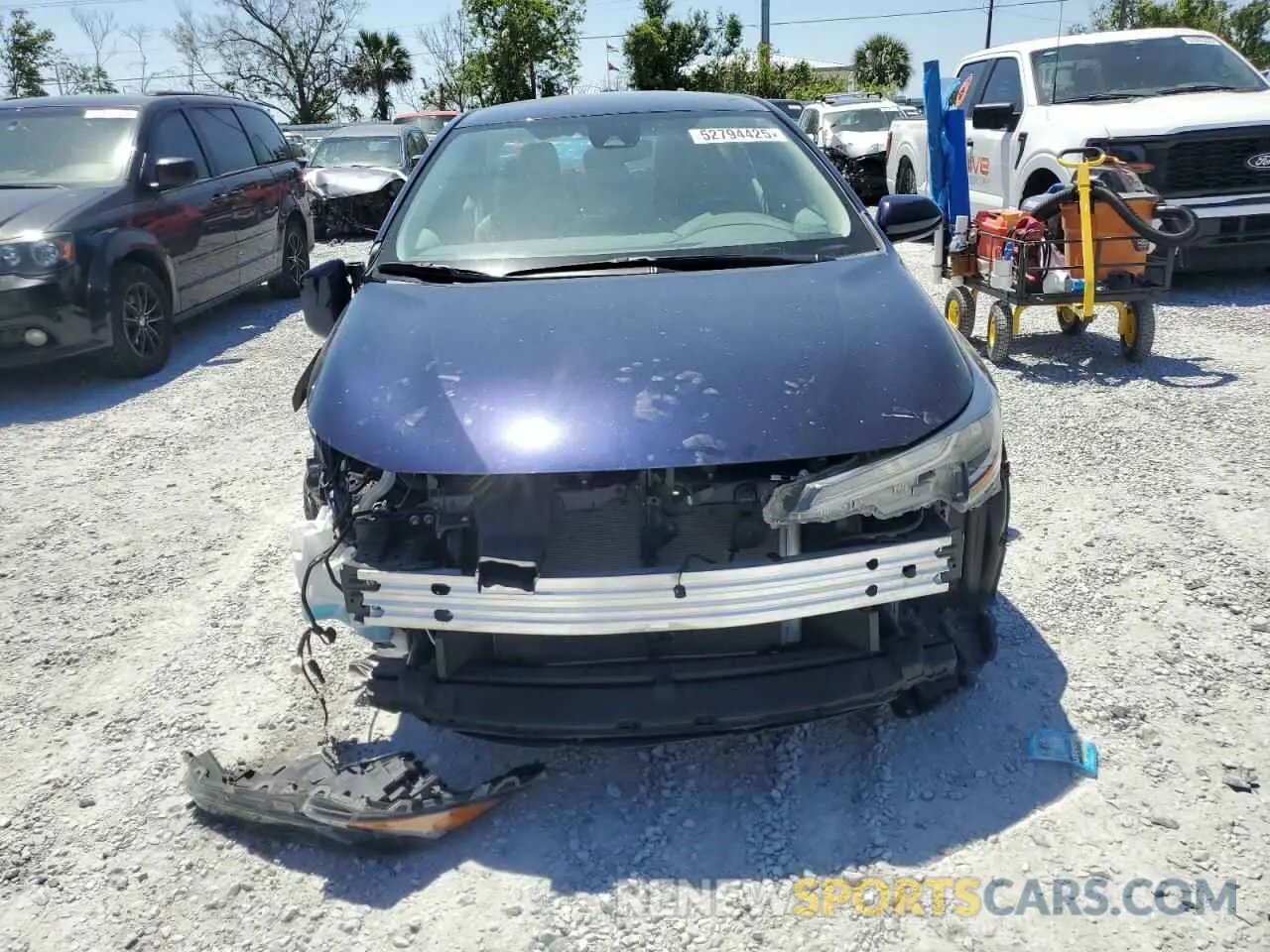 5 Photograph of a damaged car 5YFEPMAE4NP367435 TOYOTA COROLLA 2022