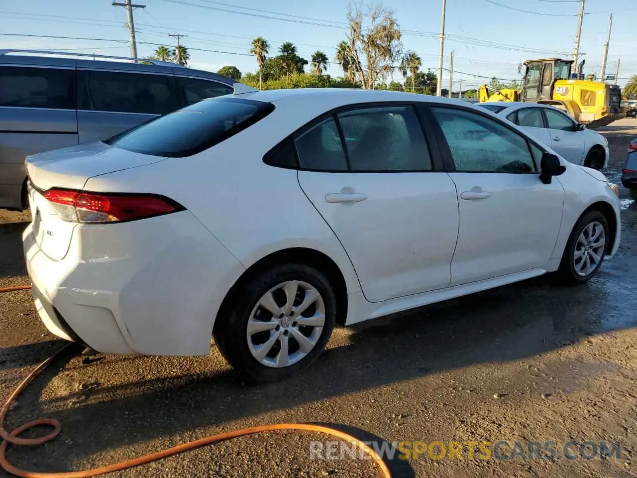 3 Photograph of a damaged car 5YFEPMAE4NP368049 TOYOTA COROLLA 2022