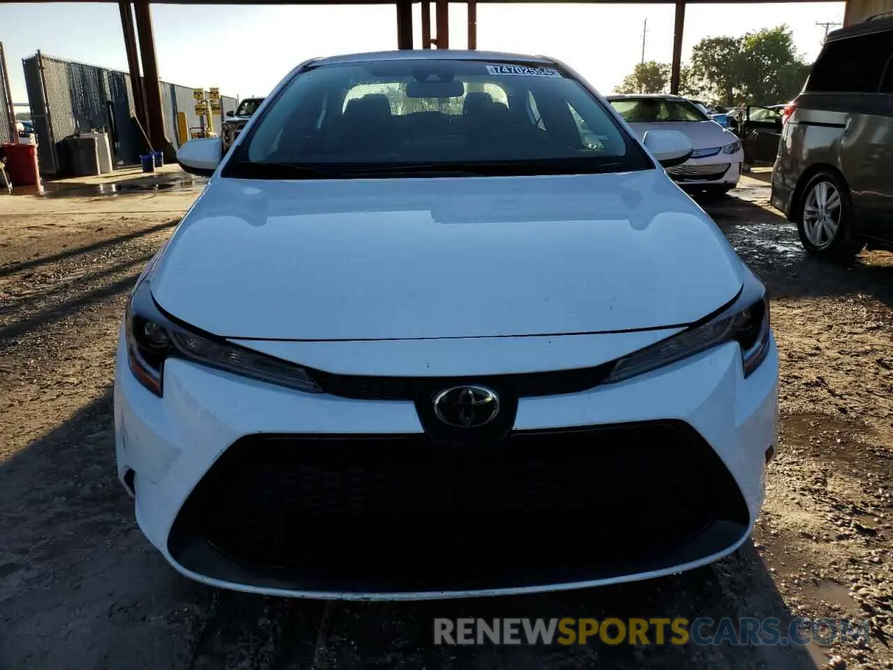 5 Photograph of a damaged car 5YFEPMAE4NP368049 TOYOTA COROLLA 2022