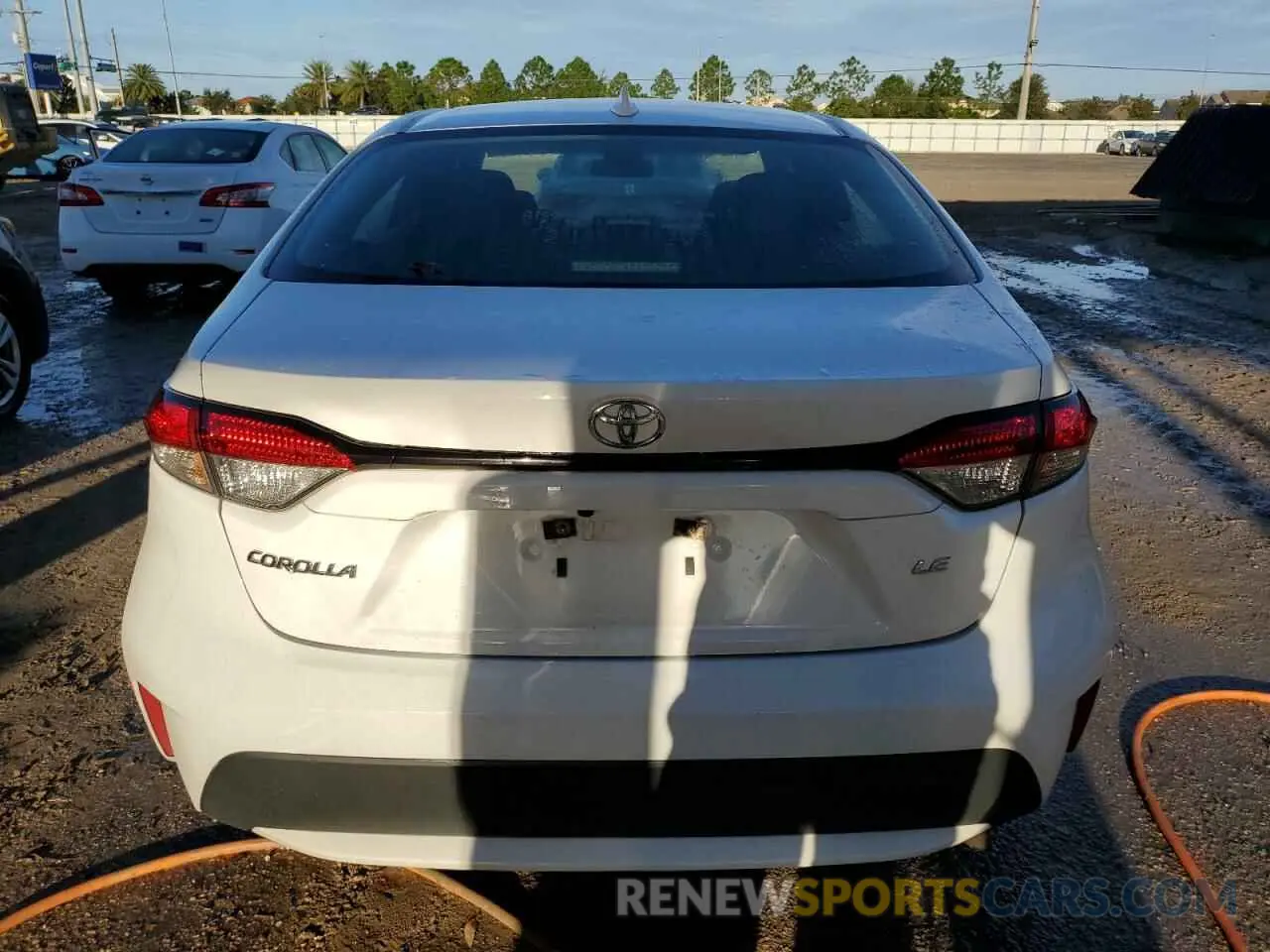 6 Photograph of a damaged car 5YFEPMAE4NP368049 TOYOTA COROLLA 2022