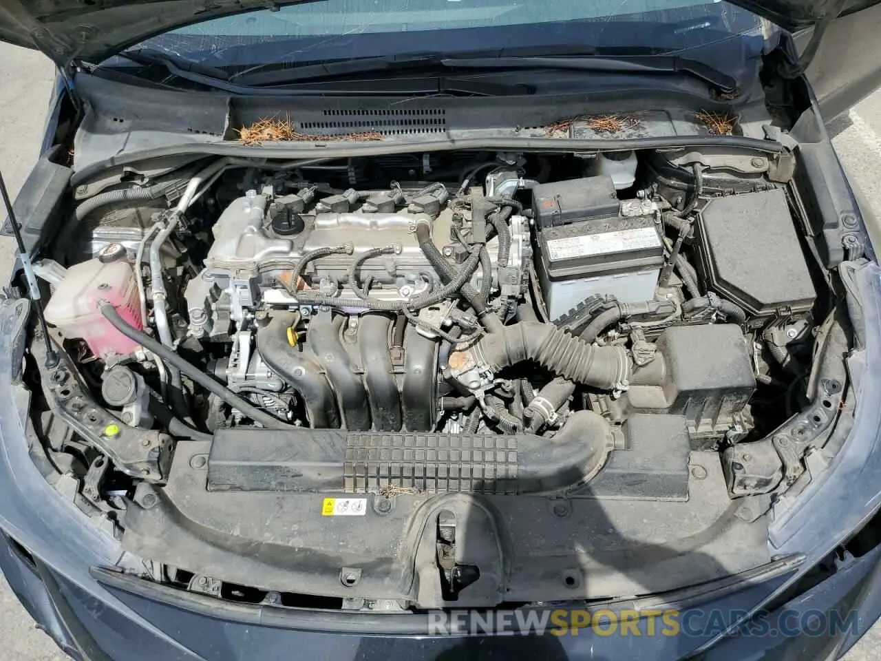11 Photograph of a damaged car 5YFEPMAE4NP371789 TOYOTA COROLLA 2022