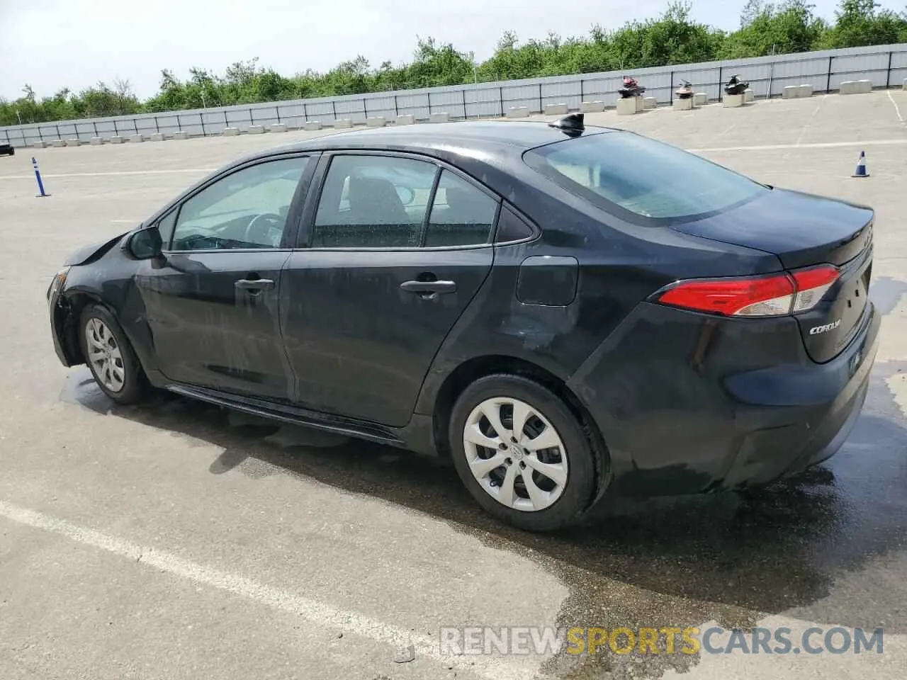 2 Photograph of a damaged car 5YFEPMAE4NP371789 TOYOTA COROLLA 2022
