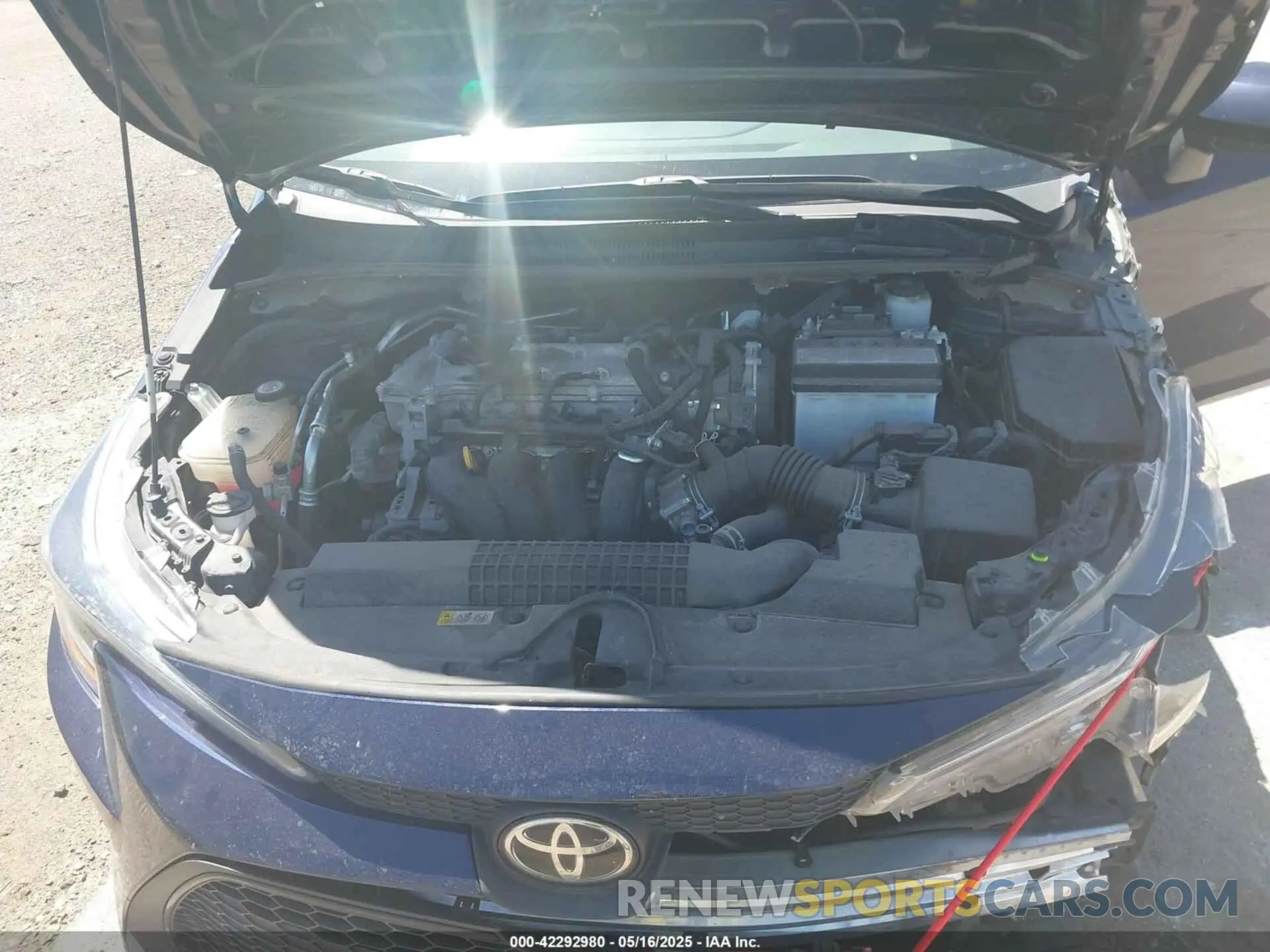 10 Photograph of a damaged car 5YFEPMAE4NP372263 TOYOTA COROLLA 2022