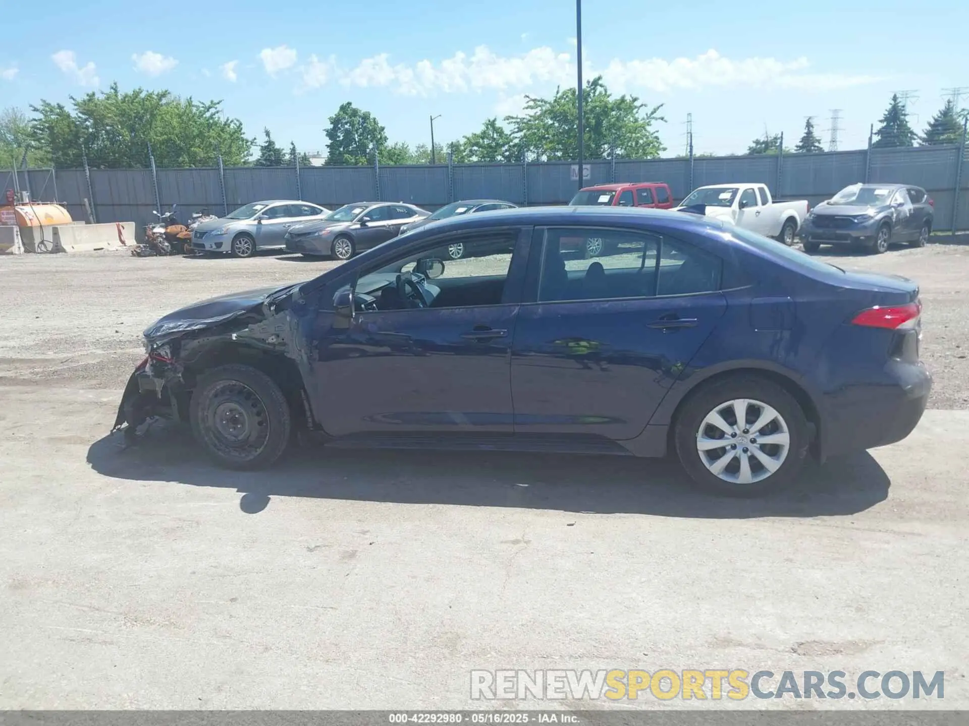 15 Photograph of a damaged car 5YFEPMAE4NP372263 TOYOTA COROLLA 2022