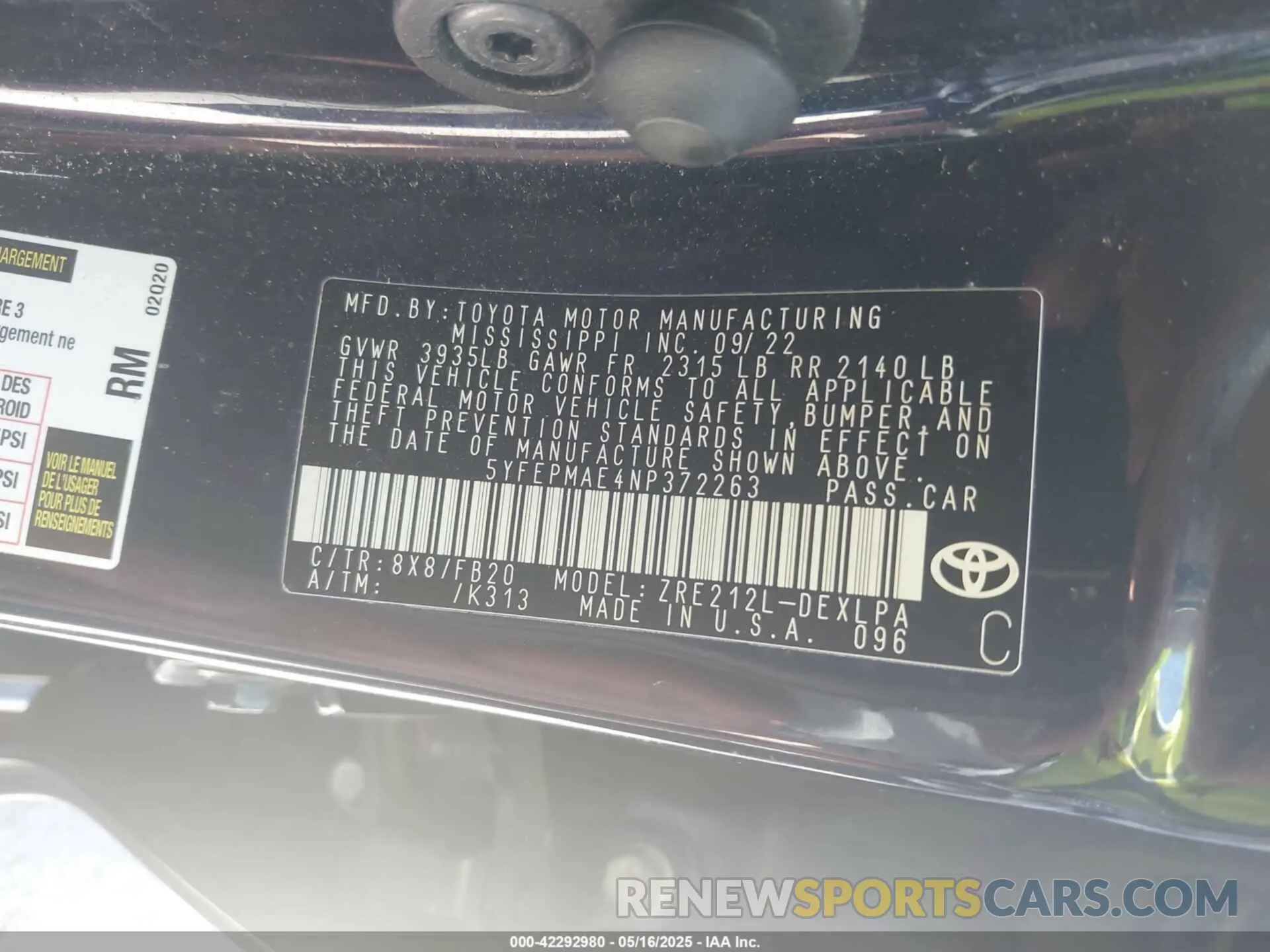 9 Photograph of a damaged car 5YFEPMAE4NP372263 TOYOTA COROLLA 2022