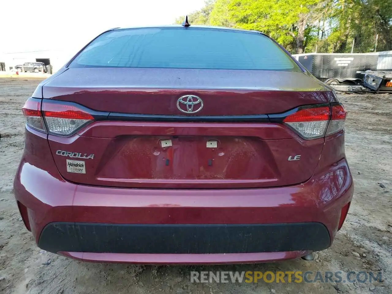 6 Photograph of a damaged car 5YFEPMAE4NP372652 TOYOTA COROLLA 2022