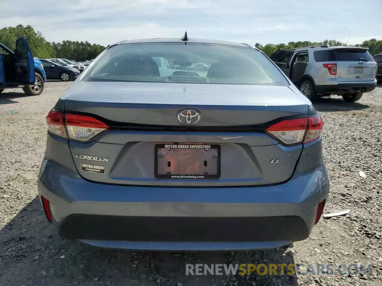 6 Photograph of a damaged car 5YFEPMAE4NP392366 TOYOTA COROLLA 2022