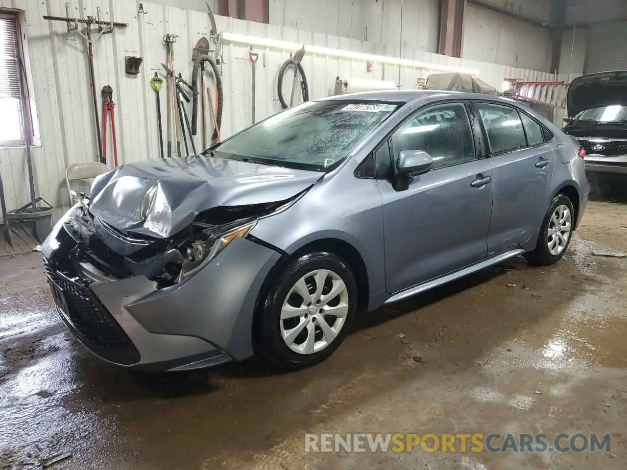 1 Photograph of a damaged car 5YFEPMAE5NP279722 TOYOTA COROLLA 2022