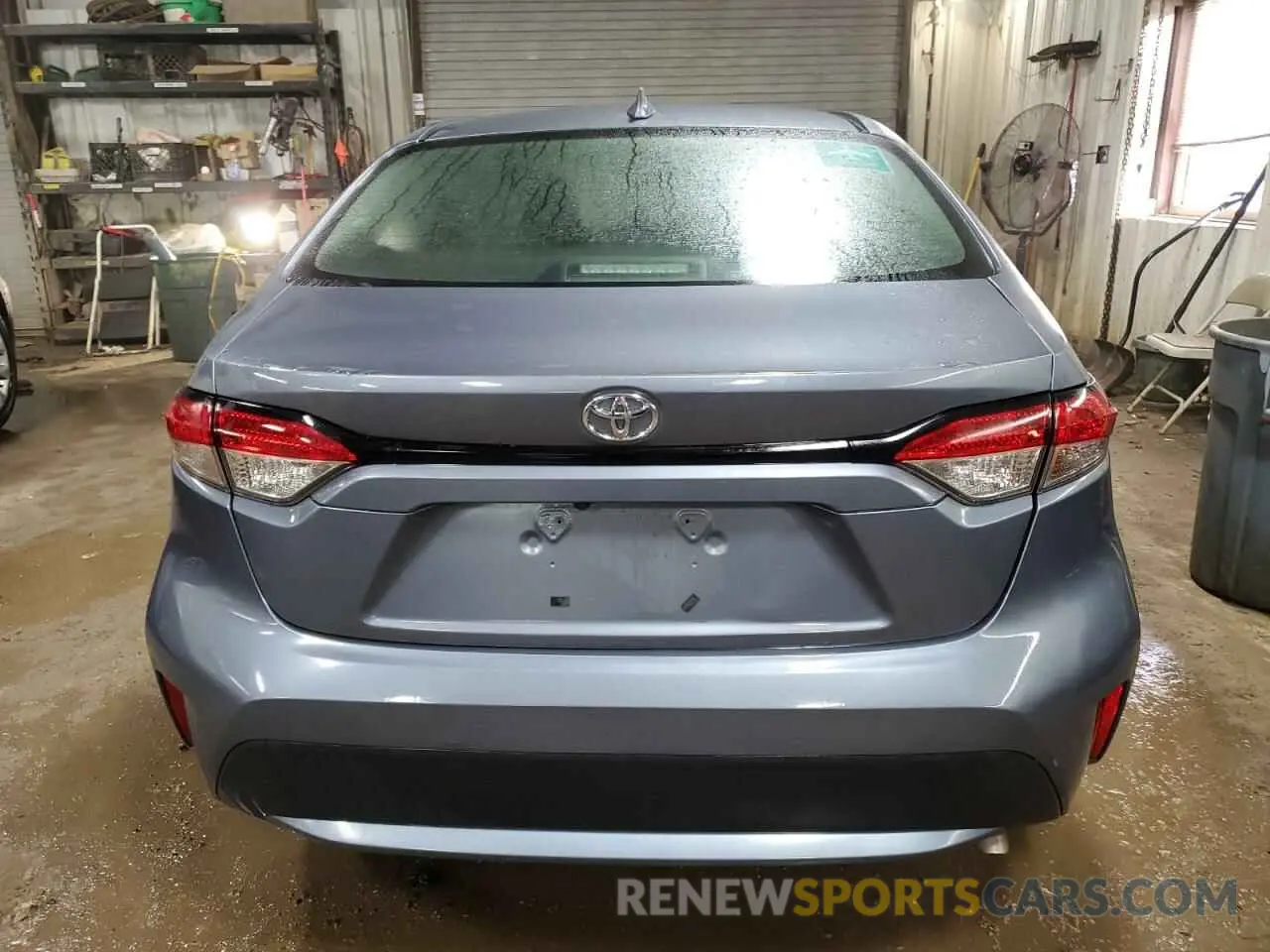 6 Photograph of a damaged car 5YFEPMAE5NP279722 TOYOTA COROLLA 2022