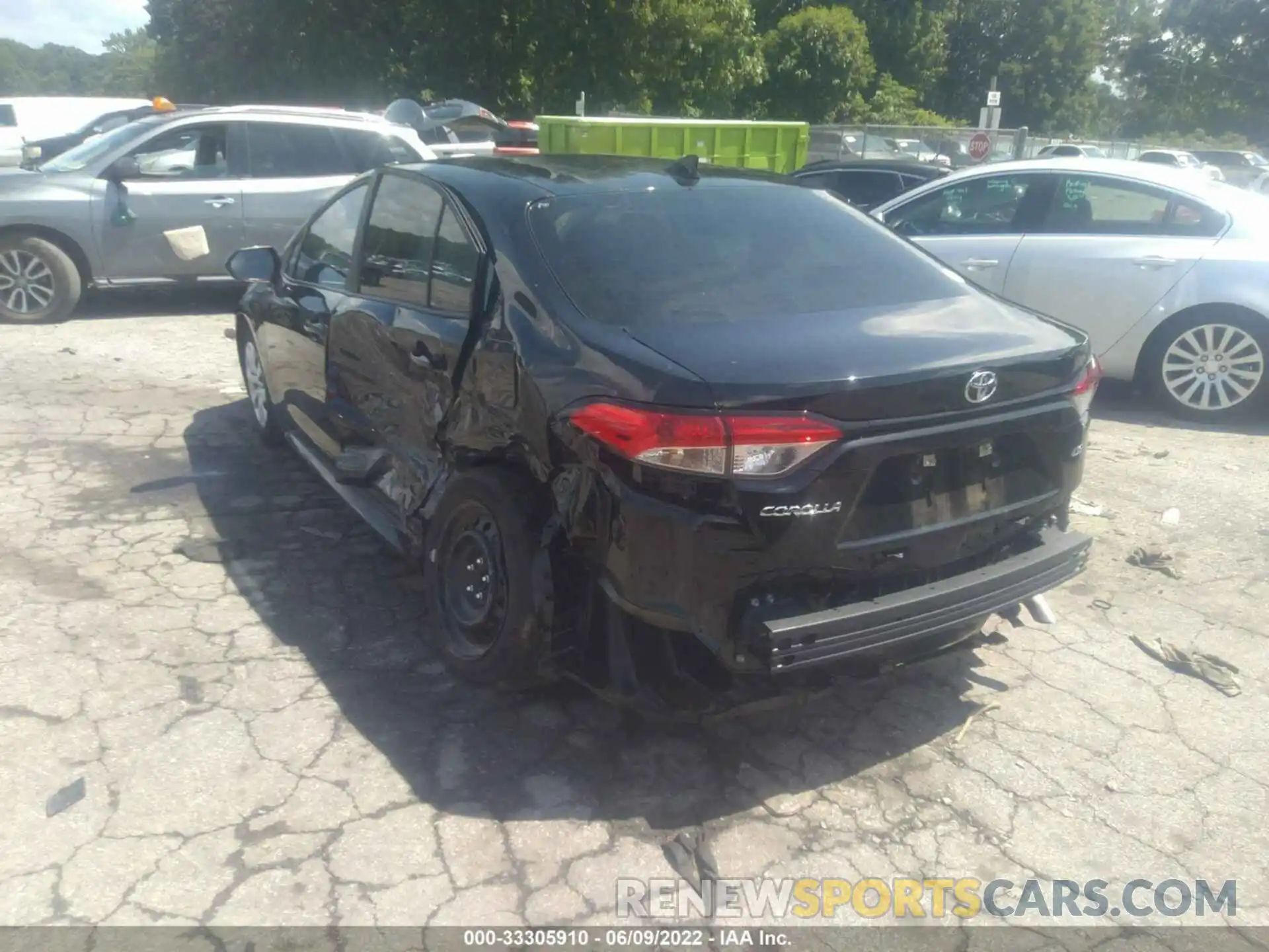 3 Photograph of a damaged car 5YFEPMAE5NP288274 TOYOTA COROLLA 2022