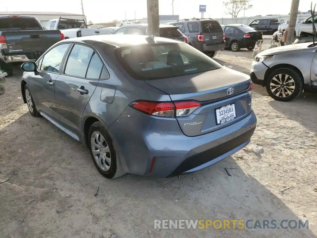 3 Photograph of a damaged car 5YFEPMAE5NP288419 TOYOTA COROLLA 2022