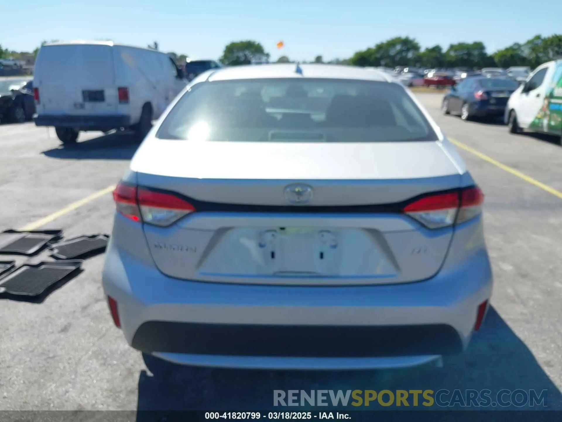 16 Photograph of a damaged car 5YFEPMAE5NP292471 TOYOTA COROLLA 2022