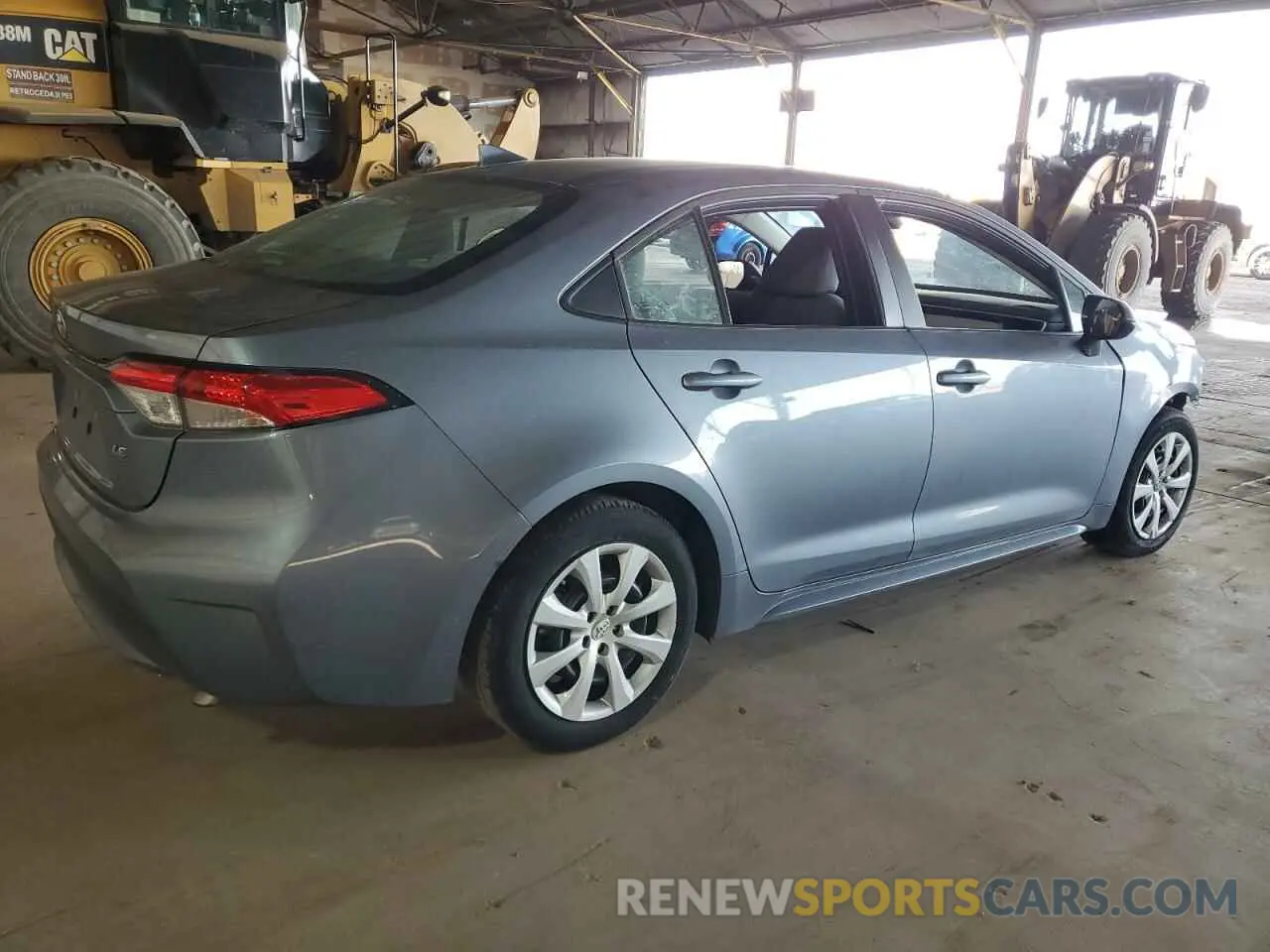 3 Photograph of a damaged car 5YFEPMAE5NP301315 TOYOTA COROLLA 2022