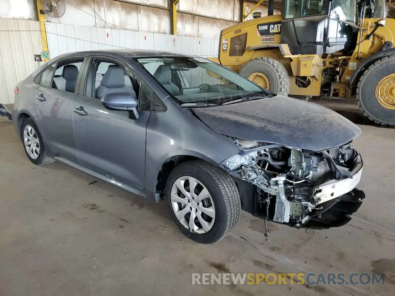 4 Photograph of a damaged car 5YFEPMAE5NP301315 TOYOTA COROLLA 2022