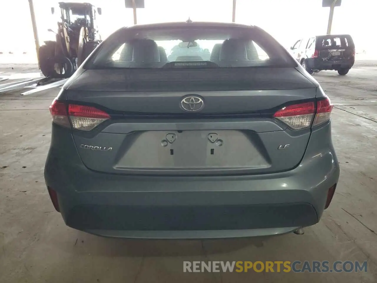 6 Photograph of a damaged car 5YFEPMAE5NP301315 TOYOTA COROLLA 2022