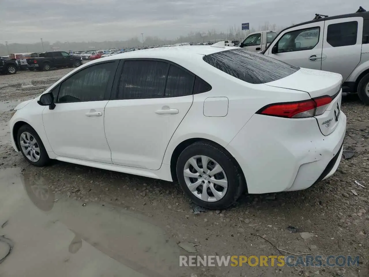2 Photograph of a damaged car 5YFEPMAE5NP301976 TOYOTA COROLLA 2022