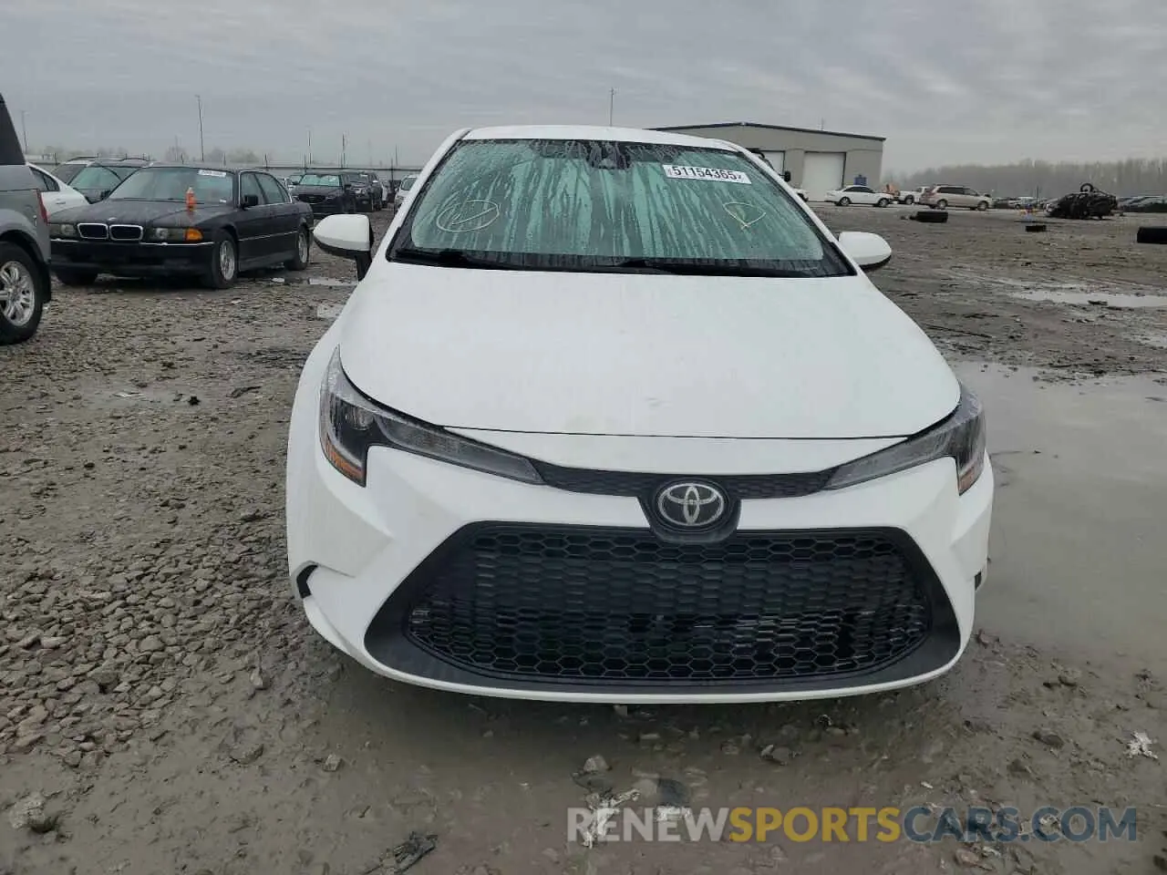 5 Photograph of a damaged car 5YFEPMAE5NP301976 TOYOTA COROLLA 2022