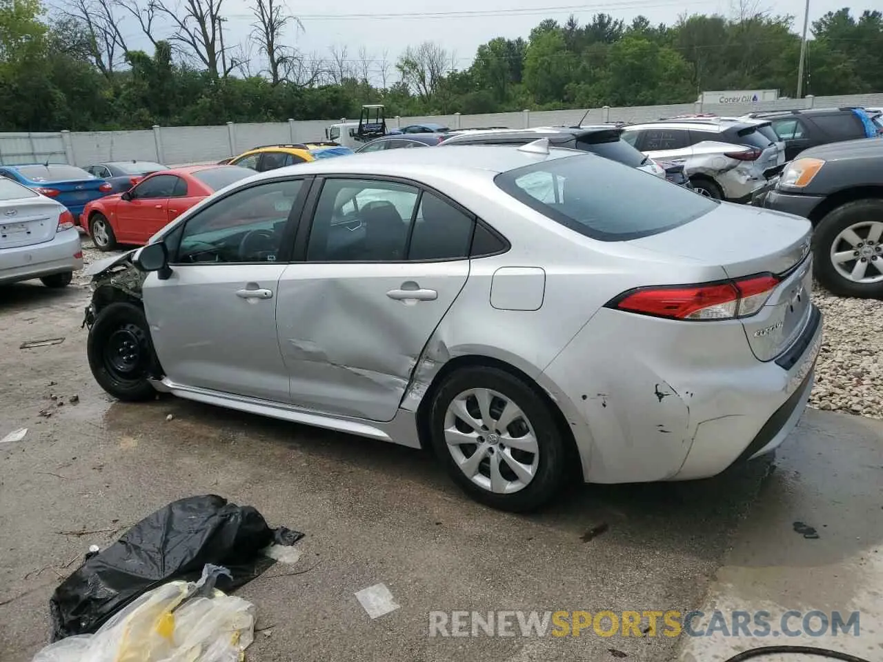 2 Photograph of a damaged car 5YFEPMAE5NP302030 TOYOTA COROLLA 2022