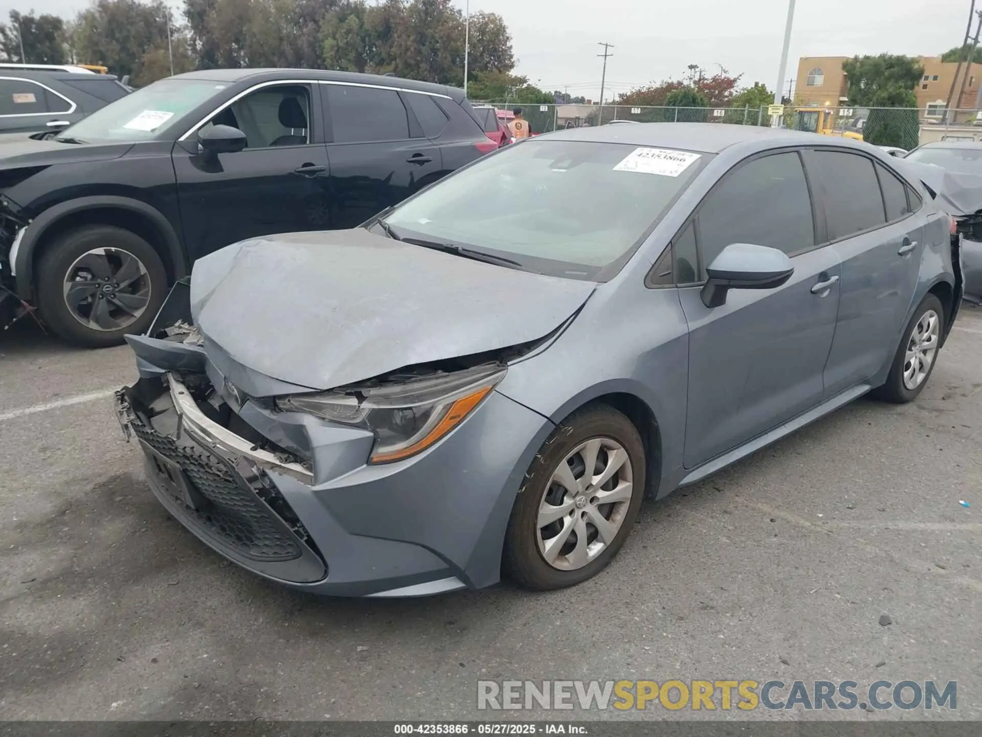 2 Photograph of a damaged car 5YFEPMAE5NP305266 TOYOTA COROLLA 2022
