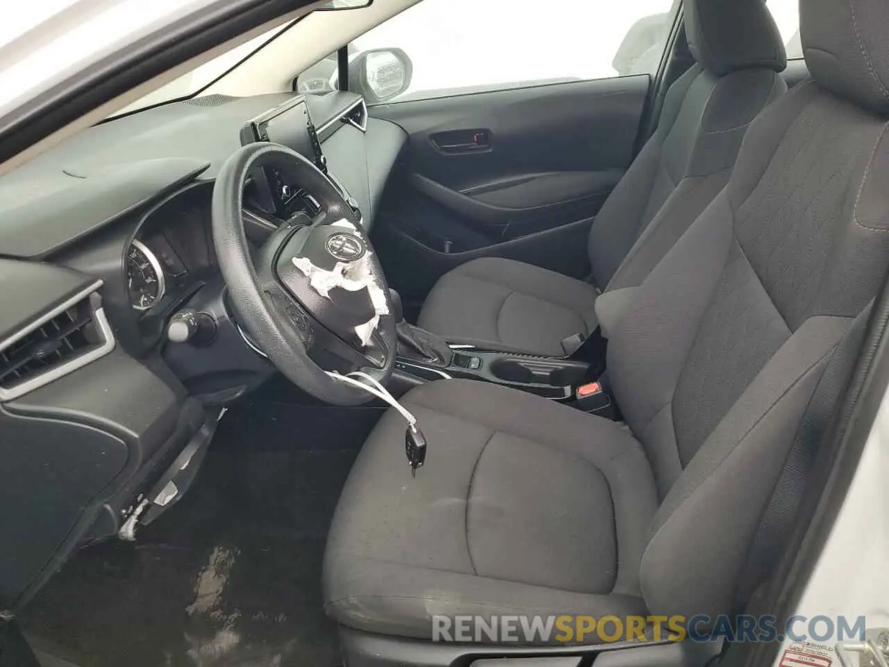 7 Photograph of a damaged car 5YFEPMAE5NP317532 TOYOTA COROLLA 2022