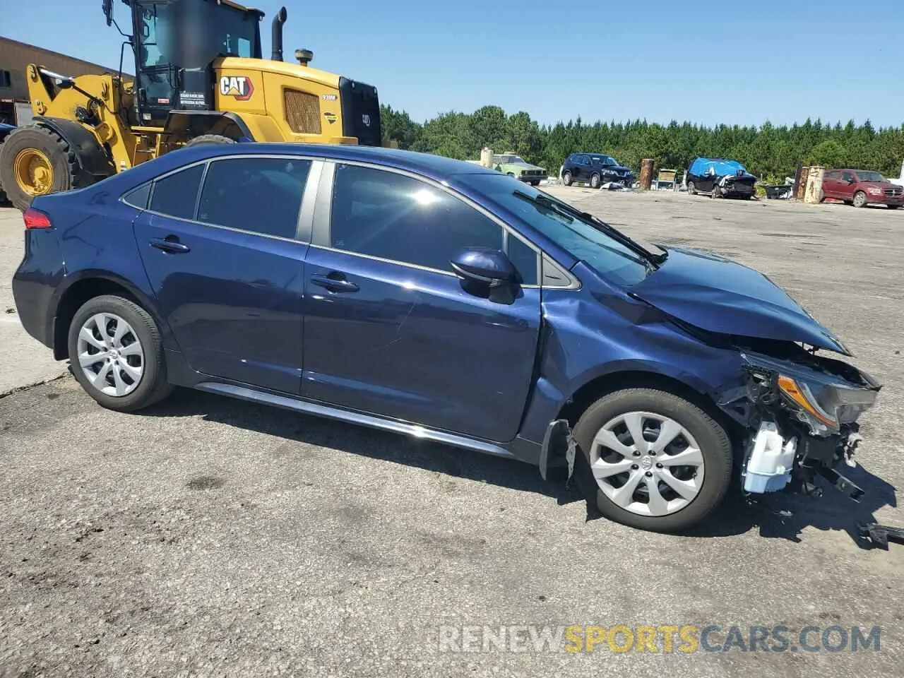 4 Photograph of a damaged car 5YFEPMAE5NP321760 TOYOTA COROLLA 2022