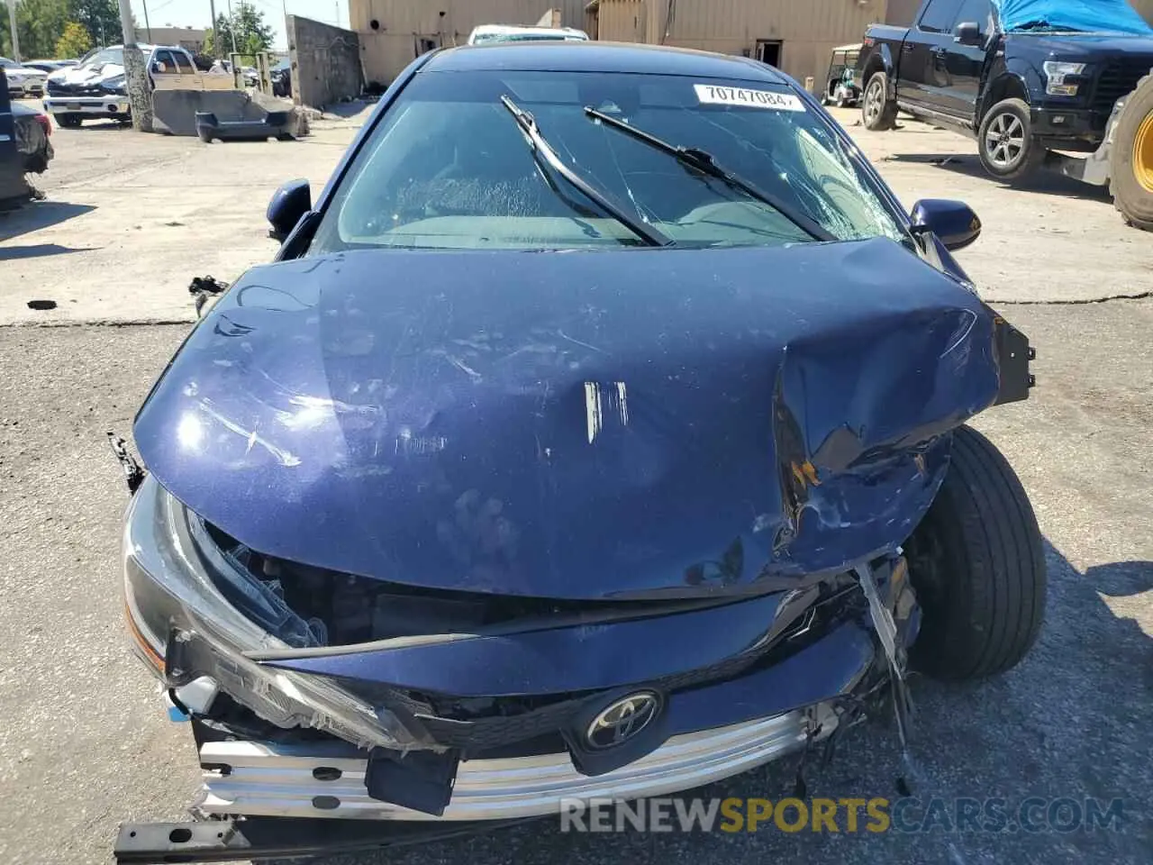 5 Photograph of a damaged car 5YFEPMAE5NP321760 TOYOTA COROLLA 2022