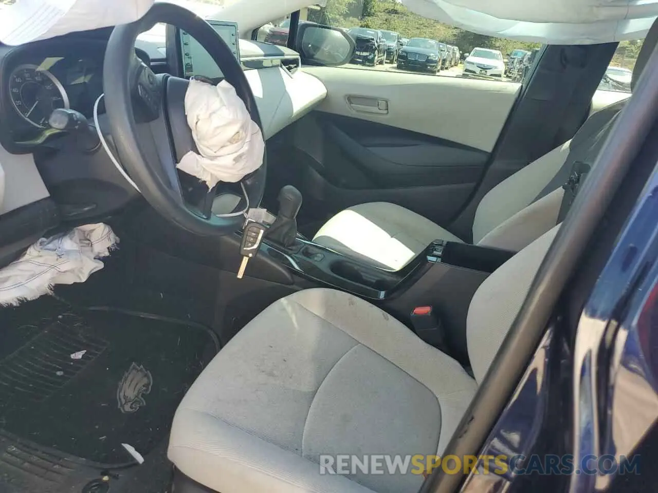 7 Photograph of a damaged car 5YFEPMAE5NP321760 TOYOTA COROLLA 2022