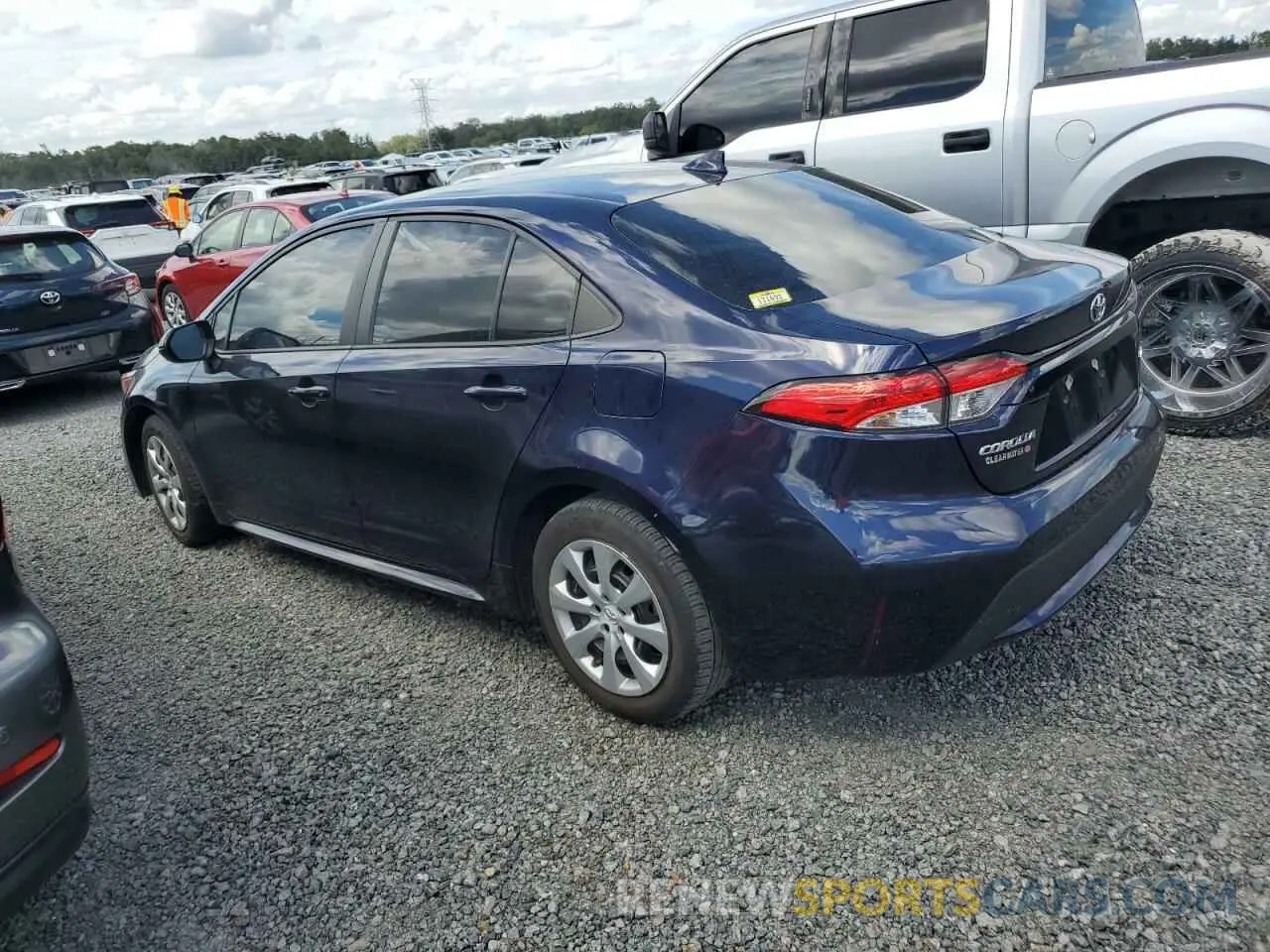 2 Photograph of a damaged car 5YFEPMAE5NP327039 TOYOTA COROLLA 2022