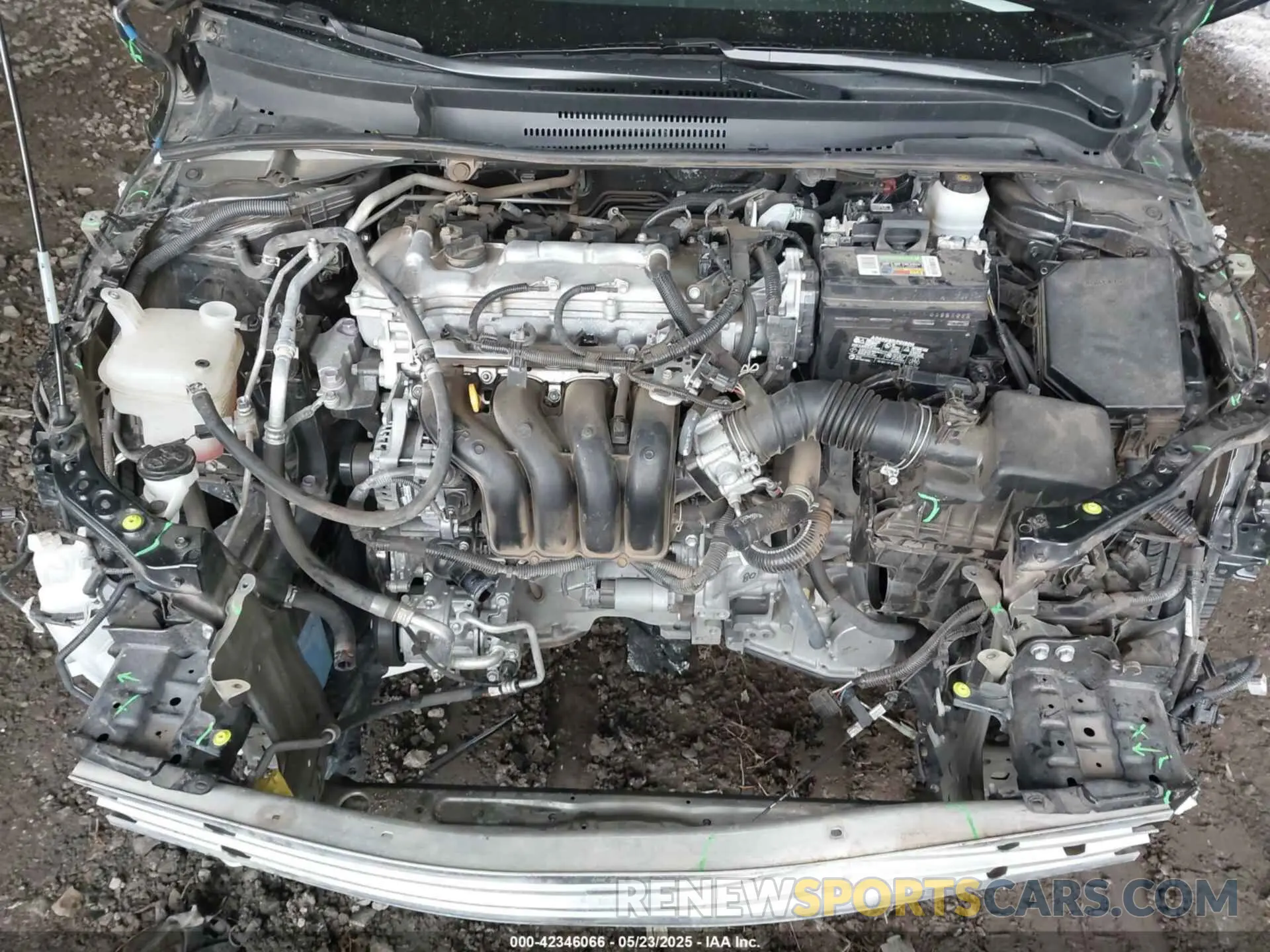 10 Photograph of a damaged car 5YFEPMAE5NP330412 TOYOTA COROLLA 2022