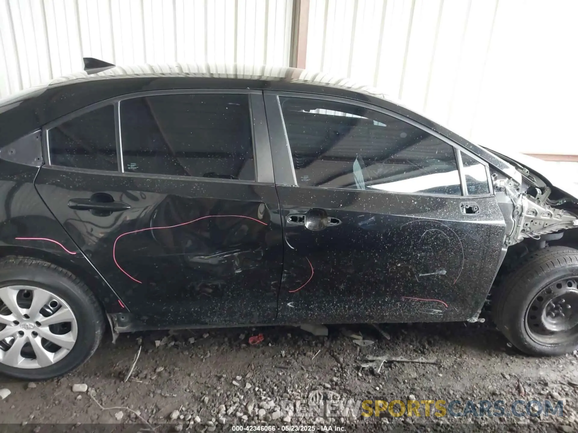 14 Photograph of a damaged car 5YFEPMAE5NP330412 TOYOTA COROLLA 2022