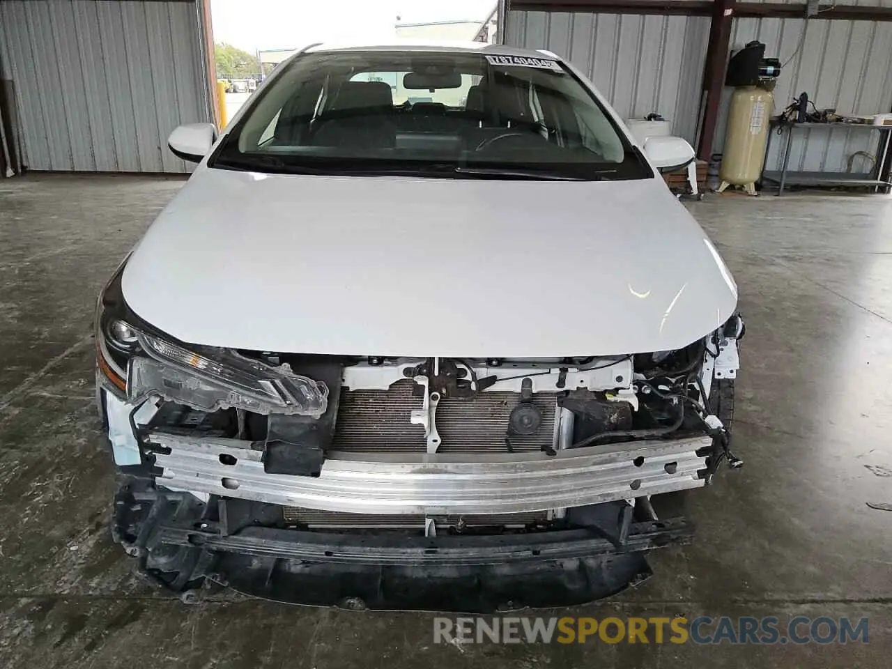 5 Photograph of a damaged car 5YFEPMAE5NP331382 TOYOTA COROLLA 2022