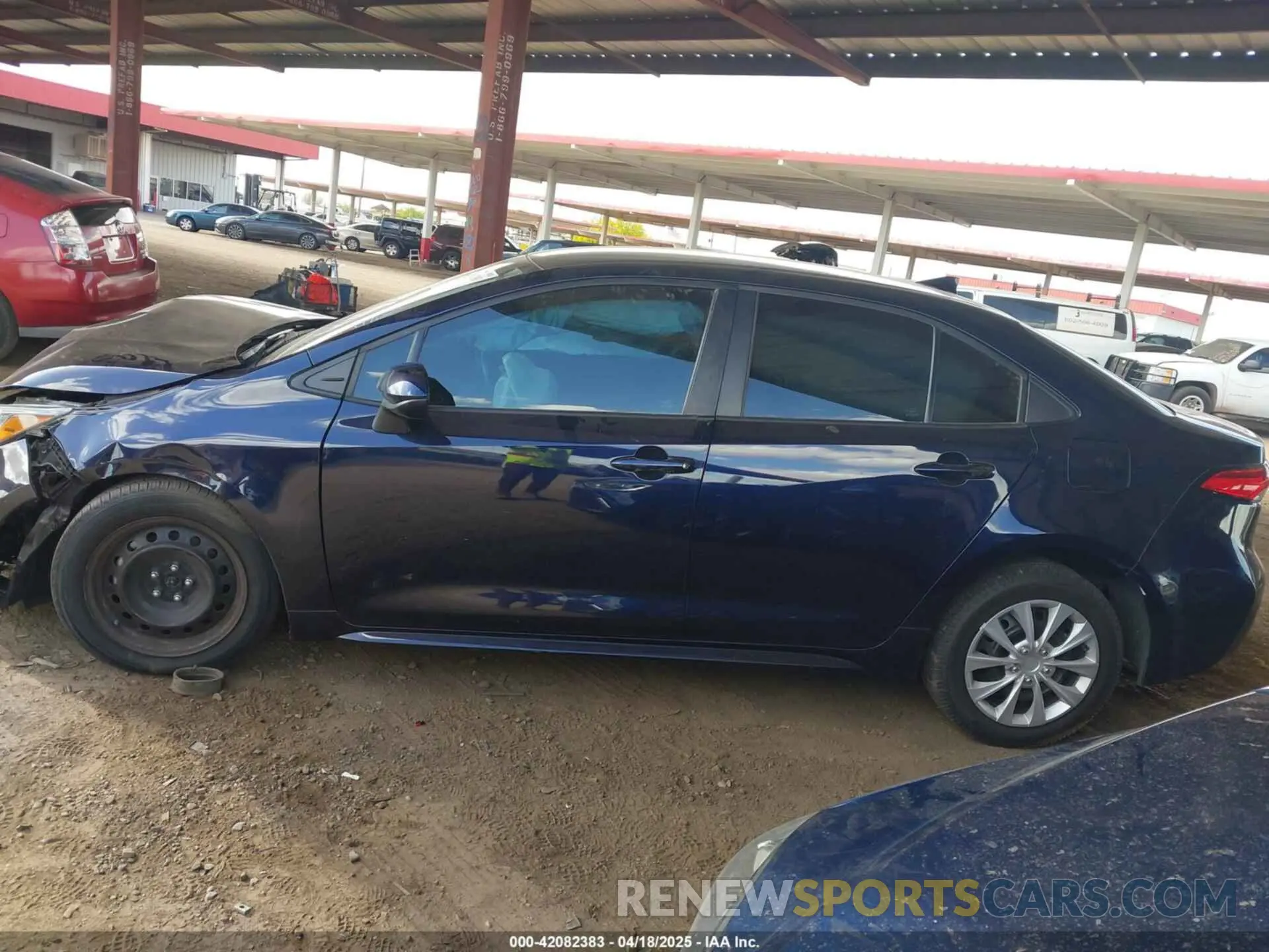 14 Photograph of a damaged car 5YFEPMAE5NP346769 TOYOTA COROLLA 2022