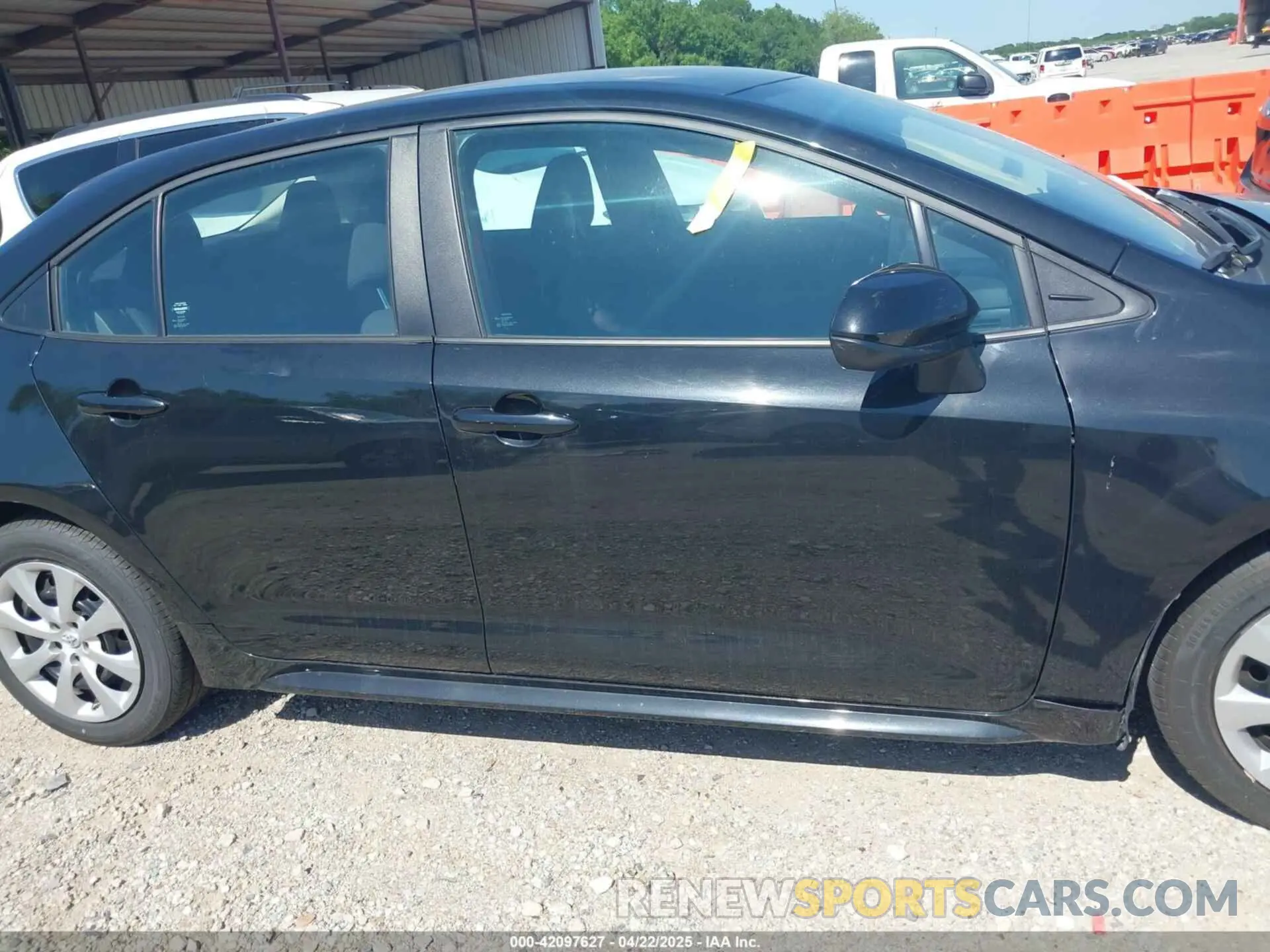 12 Photograph of a damaged car 5YFEPMAE5NP347162 TOYOTA COROLLA 2022