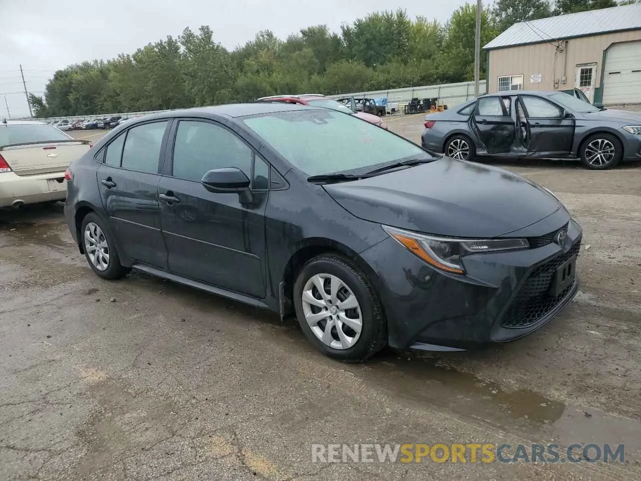 4 Photograph of a damaged car 5YFEPMAE5NP354144 TOYOTA COROLLA 2022