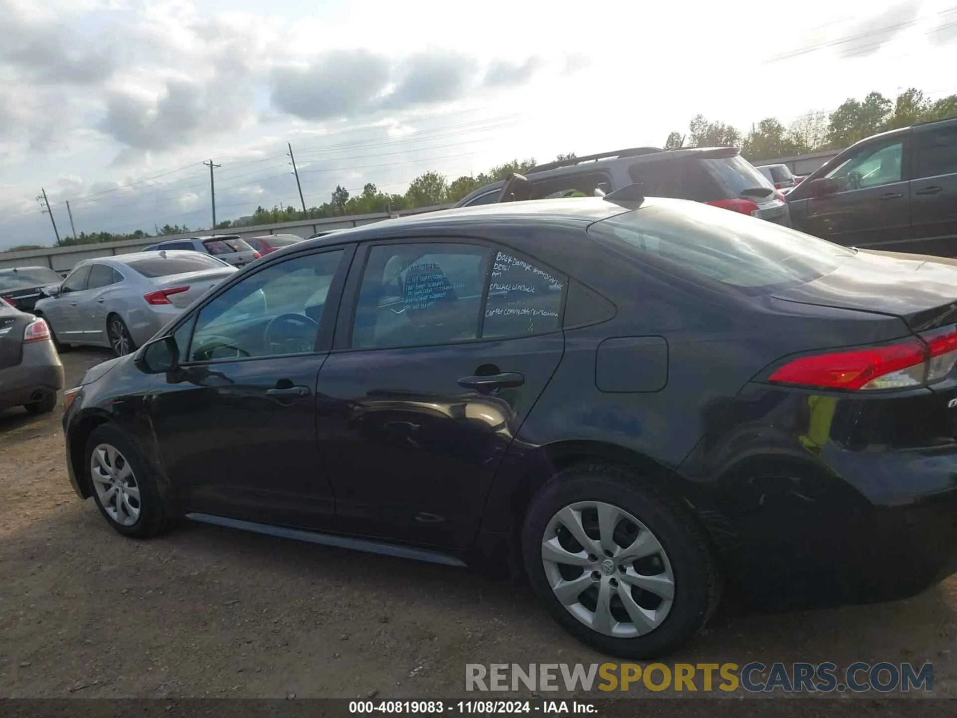 14 Photograph of a damaged car 5YFEPMAE5NP357643 TOYOTA COROLLA 2022