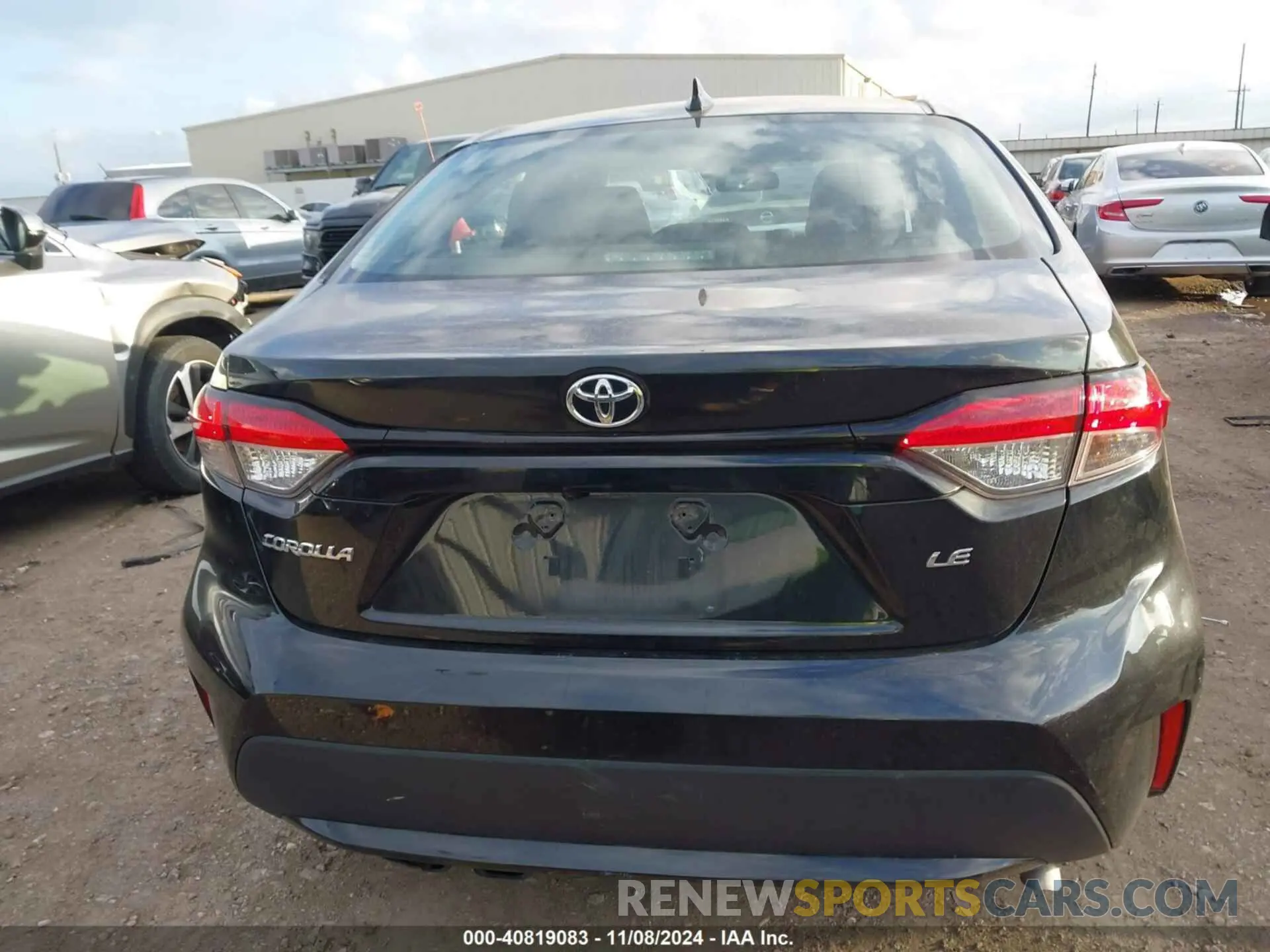 16 Photograph of a damaged car 5YFEPMAE5NP357643 TOYOTA COROLLA 2022